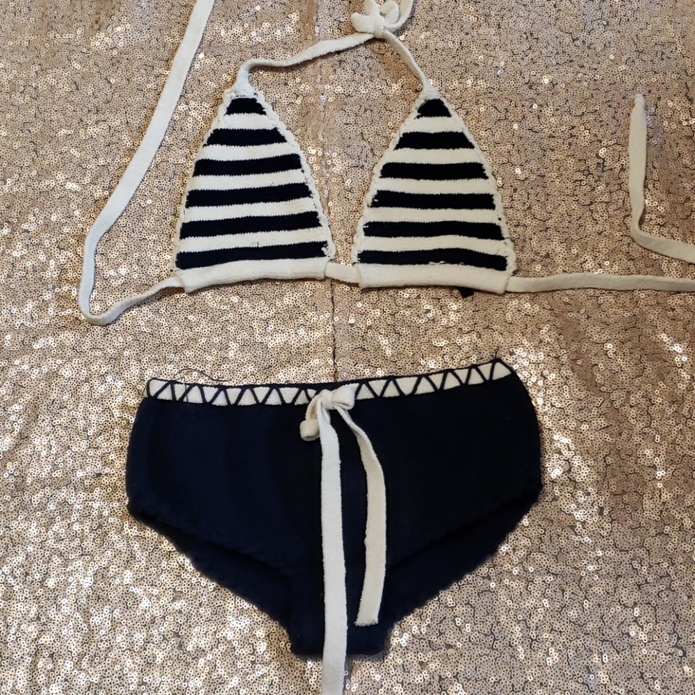 Knit bathing suit - Picture 1 of 3